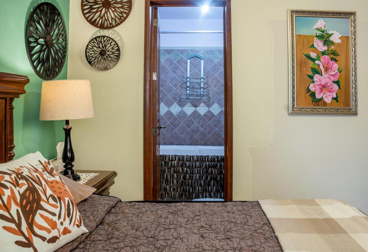 Casa Maricela B&B San Miguel de Allende Ngoại thất bức ảnh